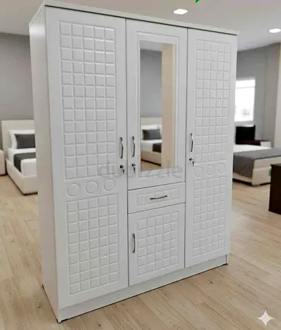 White 3-Door Wardrobe with Mirror and Drawers - Good Condition