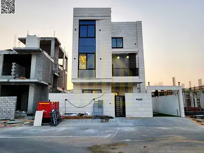 Direct from the owner, water and electricity included, turnkey delivery.