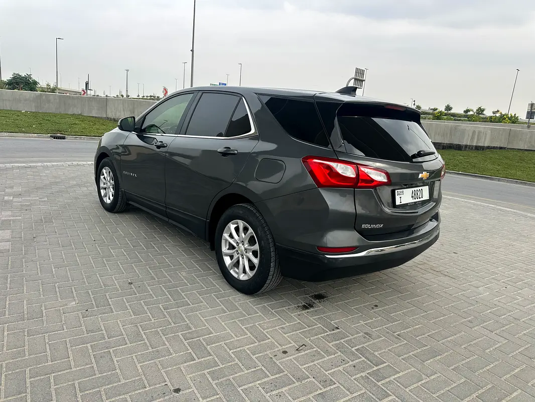 Chevrolet Equinox 2020 — photo 1 of 13