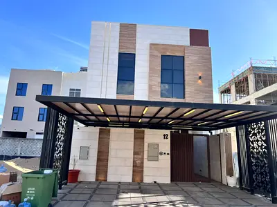 First occupant - Highest finishes - Large rooftop - Lowest prices - Flexible payment options - Prime location - Family accommodation