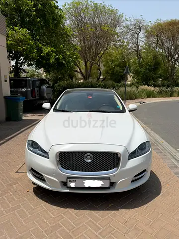 Jaguar XJ Luxury (LWB) 2011 GCC Specs - EXCELLENT Condition