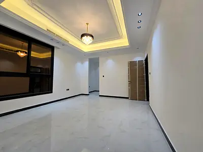 5 master bedrooms Living room + majlis Maid’s room