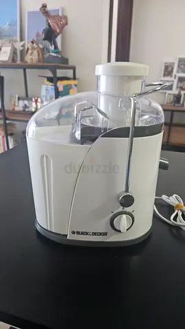 Black+Decker Juice maker - White, Good Condition