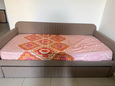 New Day Bed for Sale