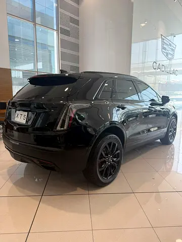 صورة 5 لـ 2025 Cadillac XT5