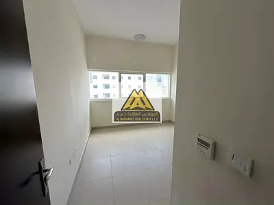 فرصة مميزة للإيجار السنوي في واحدة من أفضل المواقع بعجمان، شقة غرفة وصالة بمساحة كبيرة وتشطيب مميز، تقع في منطقة النعيمية 1 بالقرب من مدرسة الحكمة