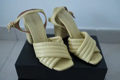 Tory Burch Beige Quilted Block Heel Sandals, Size EU 38 (Approx)