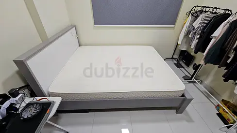Queen Bed