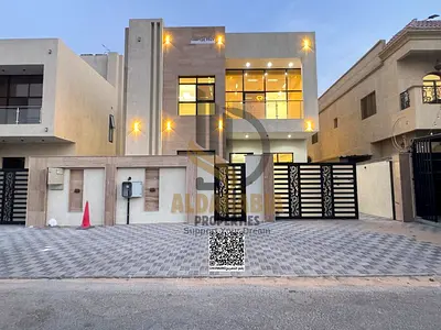 فرصة مميزة للإيجار السنوي في منطقة الياسمين، فيلا فاخرة مع روف بتصميم عصري ومساحات واسعة، تقع في موقع استراتيجي قريب جدًا من المسجد وجميع الخدمات الأس