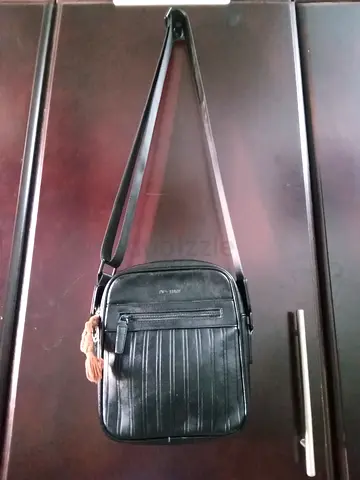 Black compact leather-look crossbody shoulder bag — good condition