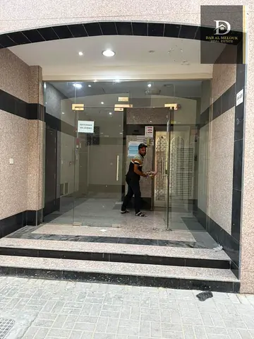 Building for Sale in Sharjah – Al Qulaya (Excellent Income)
