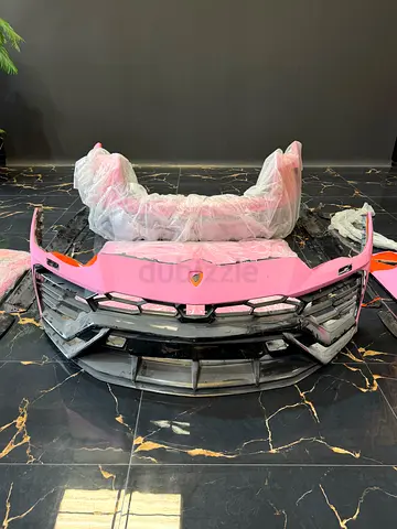 Lamborghini Urus Body Kit 2019-2021. Including Carbon Front  Rear Bumper, Hood, Side Skirts, Fe
