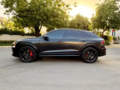 Audi RS Q8 Black Carbon Edition PRESTINR