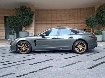 صورة 5 لـ 2023 Porsche PANAMERA