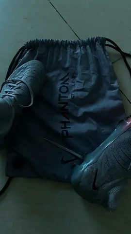 Nike phantom elite boots