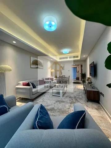 Three bedrooms and a large living room with high-end furnishings and excellent service.