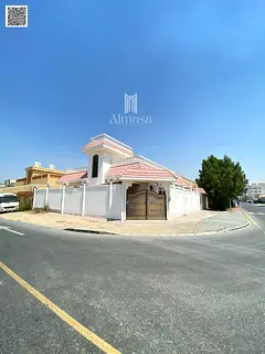 CornervillaforsaleinAlRawdahincludingelectricitywaterandAC