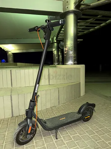 Ninebot Kickscooter F2 Plus