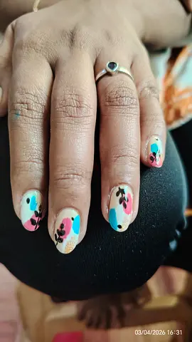 NAIL EXTENSIONS.. GEL POLISH