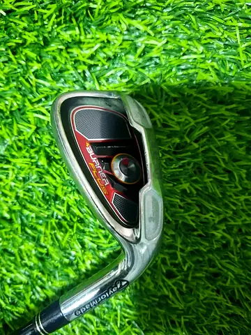TaylorMade Burner Plus in great condition (5-PW, Regular flex Graphite)