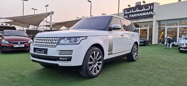 Land Rover Range Rover Vogue SE 2016 - GCC Specs