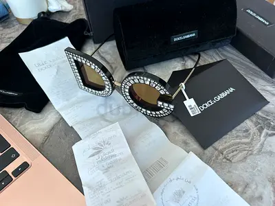 Dolce  Gabbana Crystal-Embellished Cat Eye Sunglasses brand new