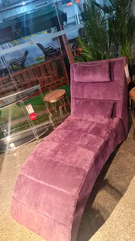 Plush Purple Curved Chaise Lounge - Comfortable Accent Chair