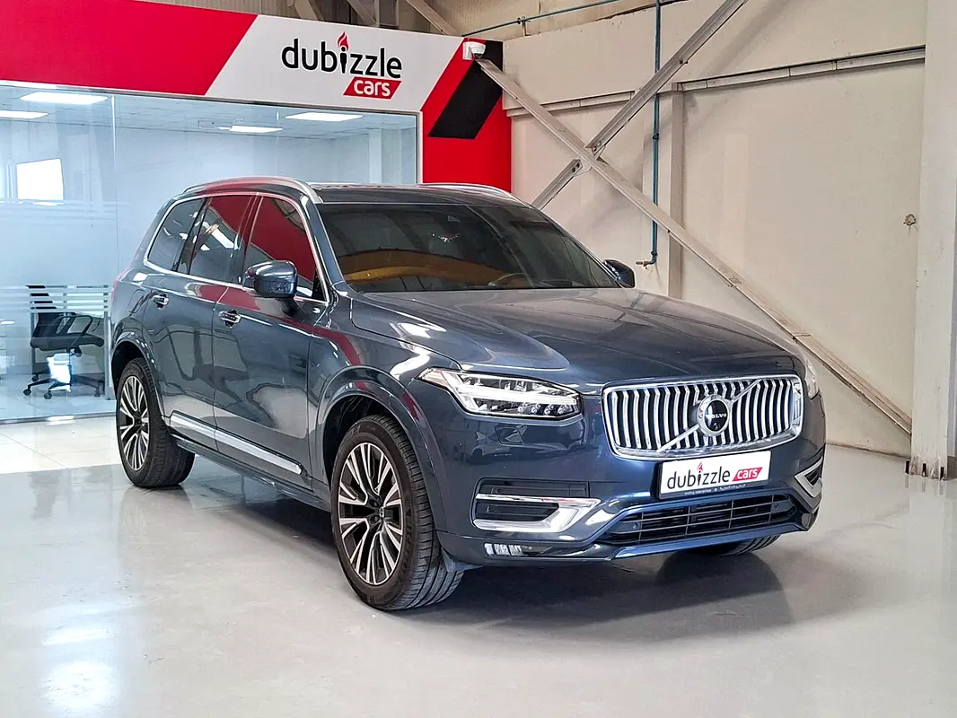 Volvo XC90 2021 — photo 1 of 16