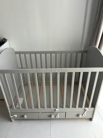 Baby crib