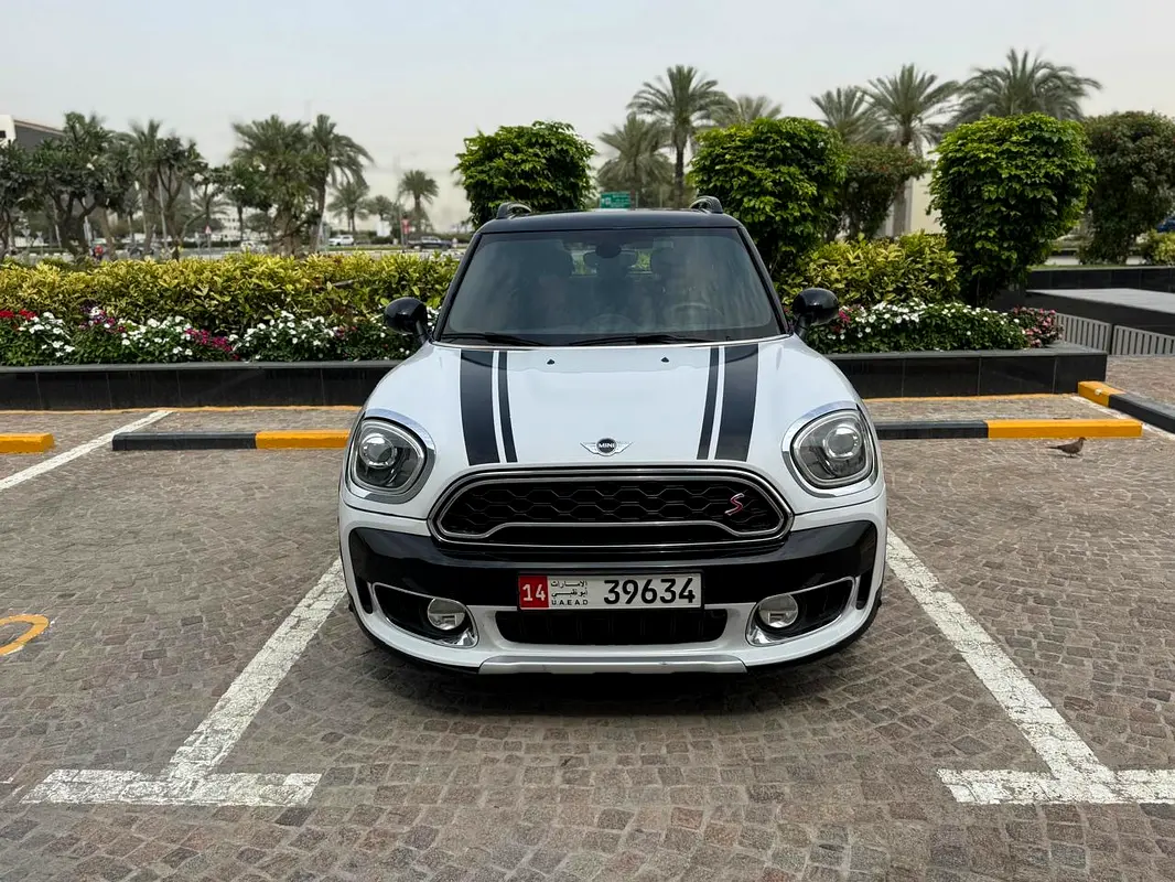 MINI Countryman 2018 — photo 1 of 17