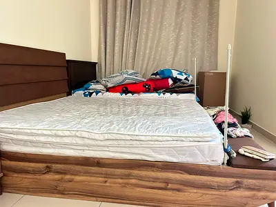 King wooden bed set   - good condition