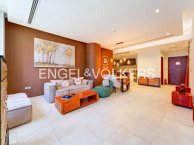 Plaza Level | Upgraded | Soundproofed