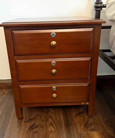 Solid Wood 3-Drawer Nightstand / Bedside Table - Dark Brown