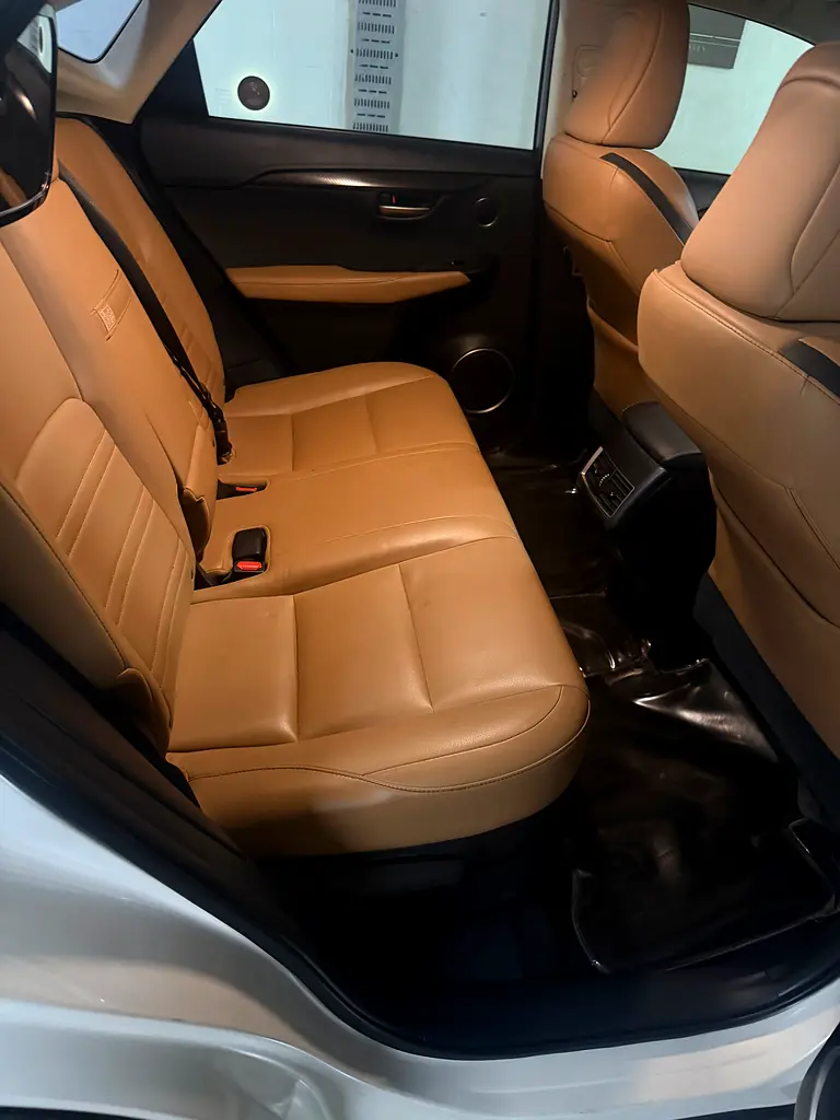 Lexus NX-Series 2016 — photo 1 of 7