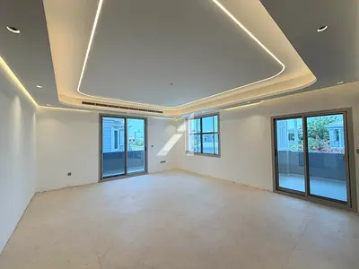 Upgraded | 5 En-Suite Bed Plus Guestroom