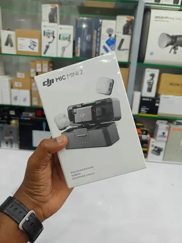 Dji mic mini 2 (DJI Warranty Brand New) 2 TX + 1 RX + Charging Case