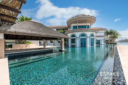 TIP Villa | Fully Upgraded | Sunset View