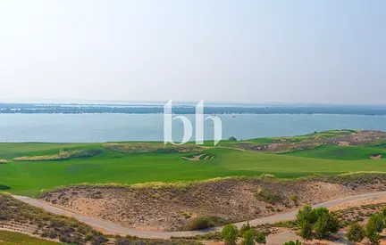 Beach Access l Golf and Sea View | Spacious