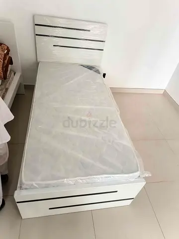Single bed with mattress and headboard - white