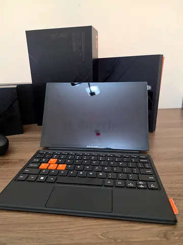 Onexplayer X1 Pro - 2TB with controller (Better then ROG Ally X and Legion Go 2)