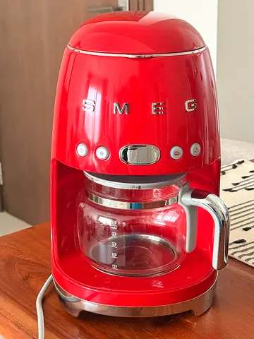 SMEG Retro Red Drip Coffee Maker (Glass Carafe) - Good Working Condition