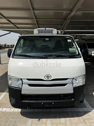 Toyota Hiace Standard 2023 GCC Specs Freezer