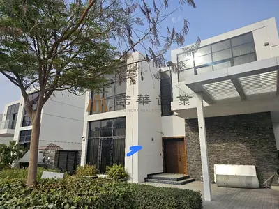 Modern 5Bhk Villa | Gated Community | Well Miantained