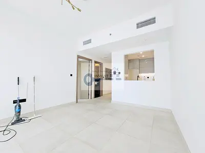 Smart Home | Ready to move in | sky line view |