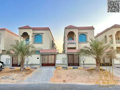 Price includes registration, electricity, water, and air conditioning. A fantastic investment opportunity. Freehold ownership available to all nationa