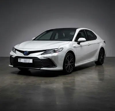 Toyota Camry Hybrid 2023GCC Specs | Fully loaded highest trim | Accident Free | Full Service History
