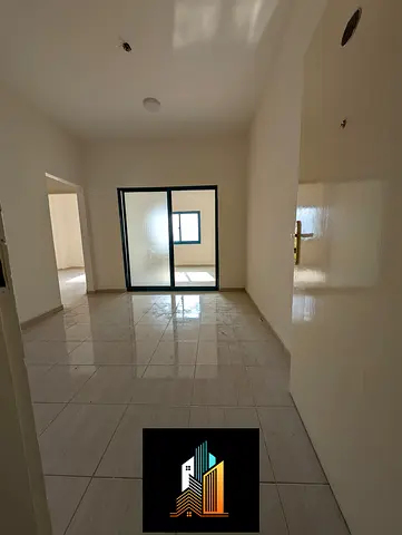 AL QASIMA AERA 2BHK 1WOSHROOM SIPLT AC FITTED APARTMENT AVAILABLE GOOD LOCATION RENT ONLY 31K