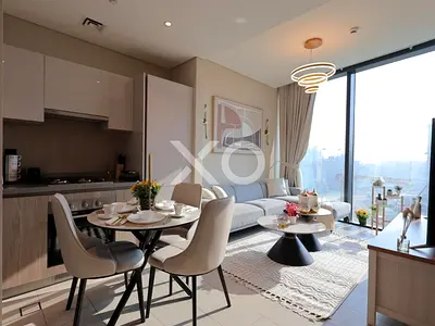 Vacant | Fully Upgraded | Pool View