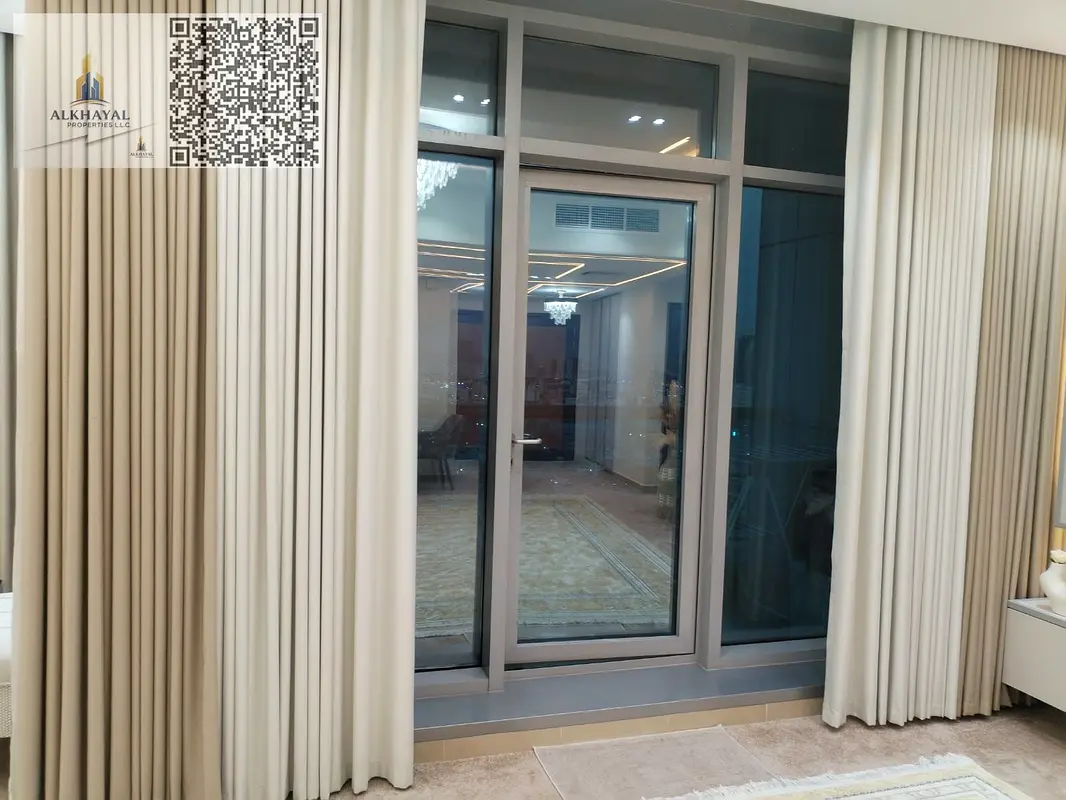 gallery-image