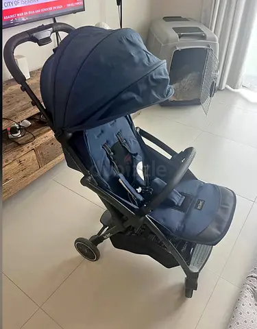 🚼 **LeClerc Influencer Cabin-Approved Stroller – Navy Blue** 🚼